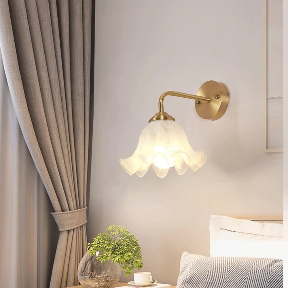 Vintage Brass Scalloped‑Glass Floral Wall Sconce